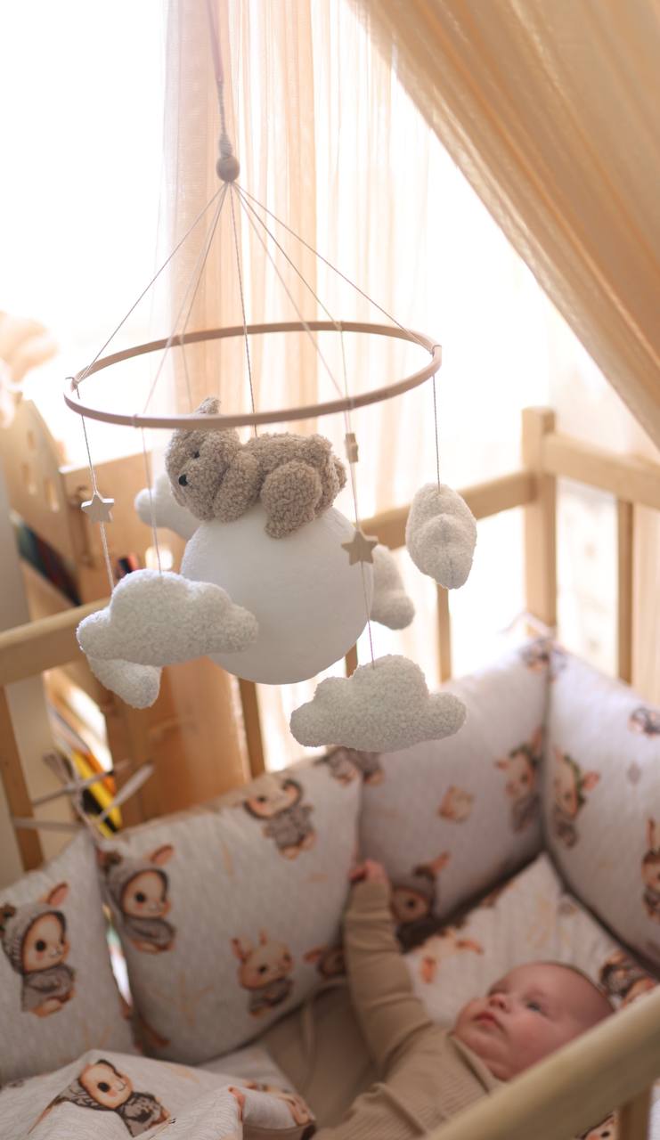 Color-changing nursery night light mobile with bear and clouds