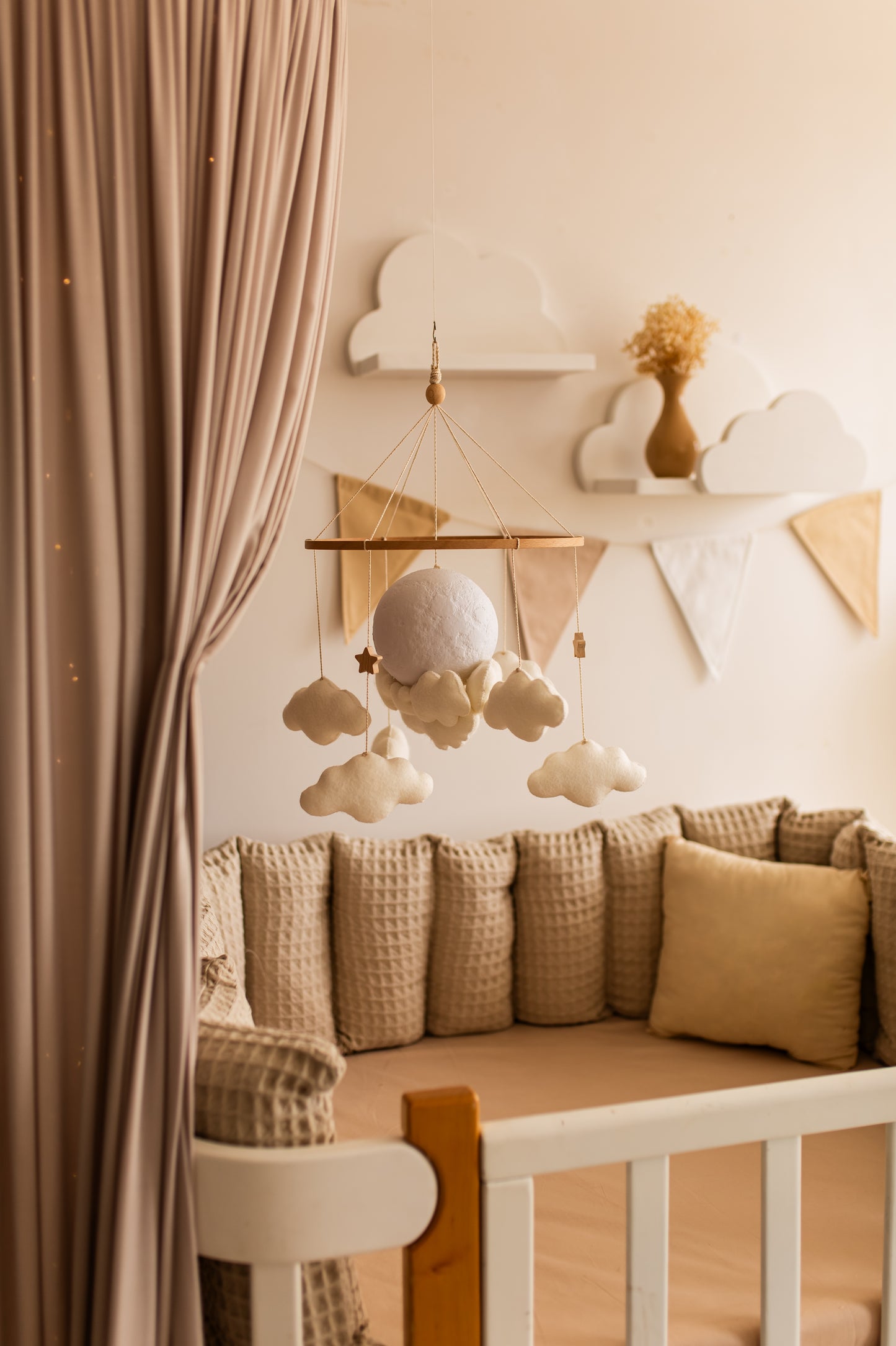 Nursery night light baby crib mobile