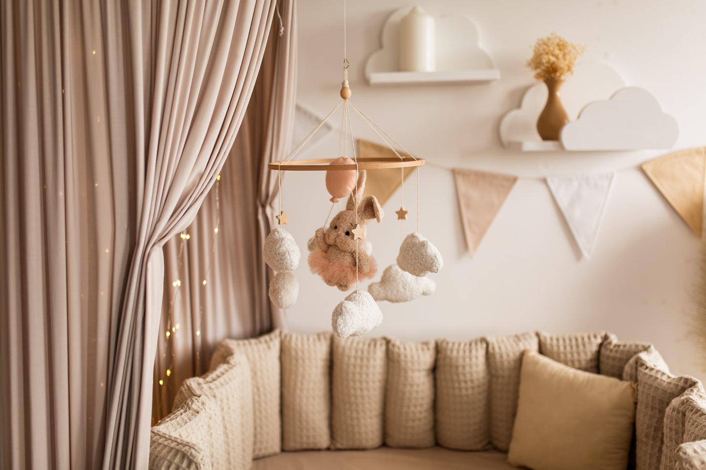 Baloon bunny baby mobile boucle nursery decor for girl