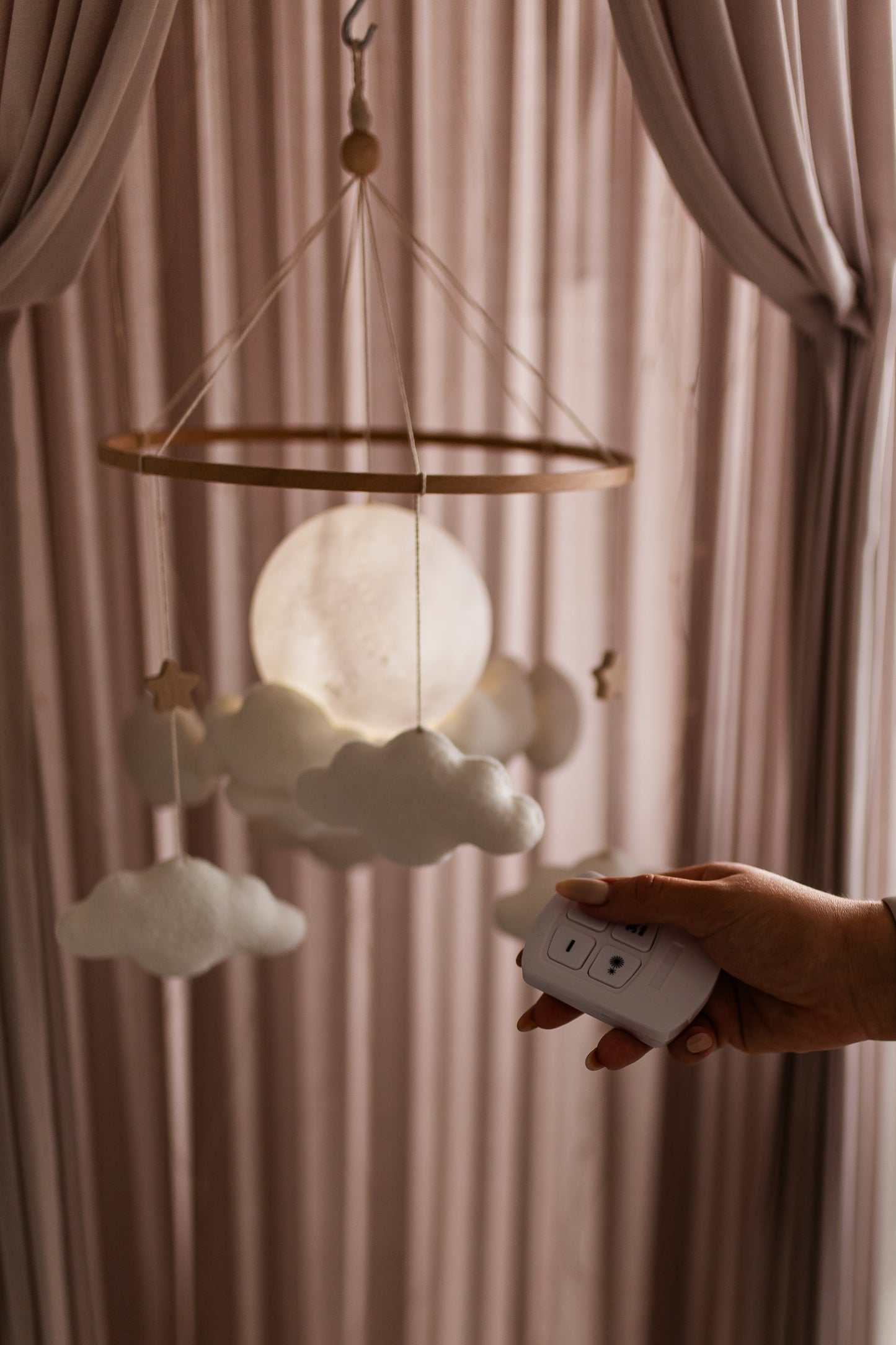 Nursery night light baby crib mobile