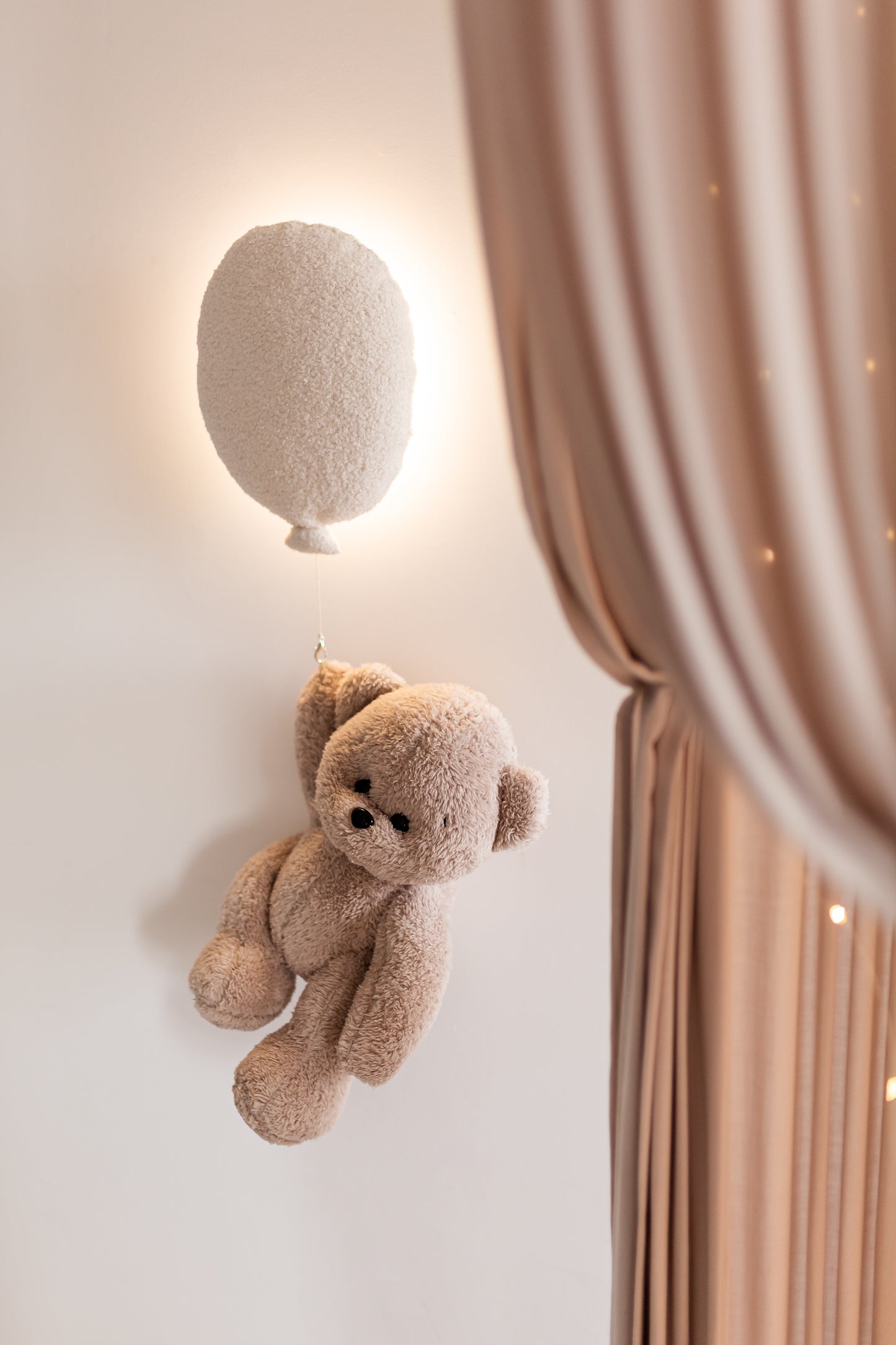 Balloon Night Light with Beige Bear