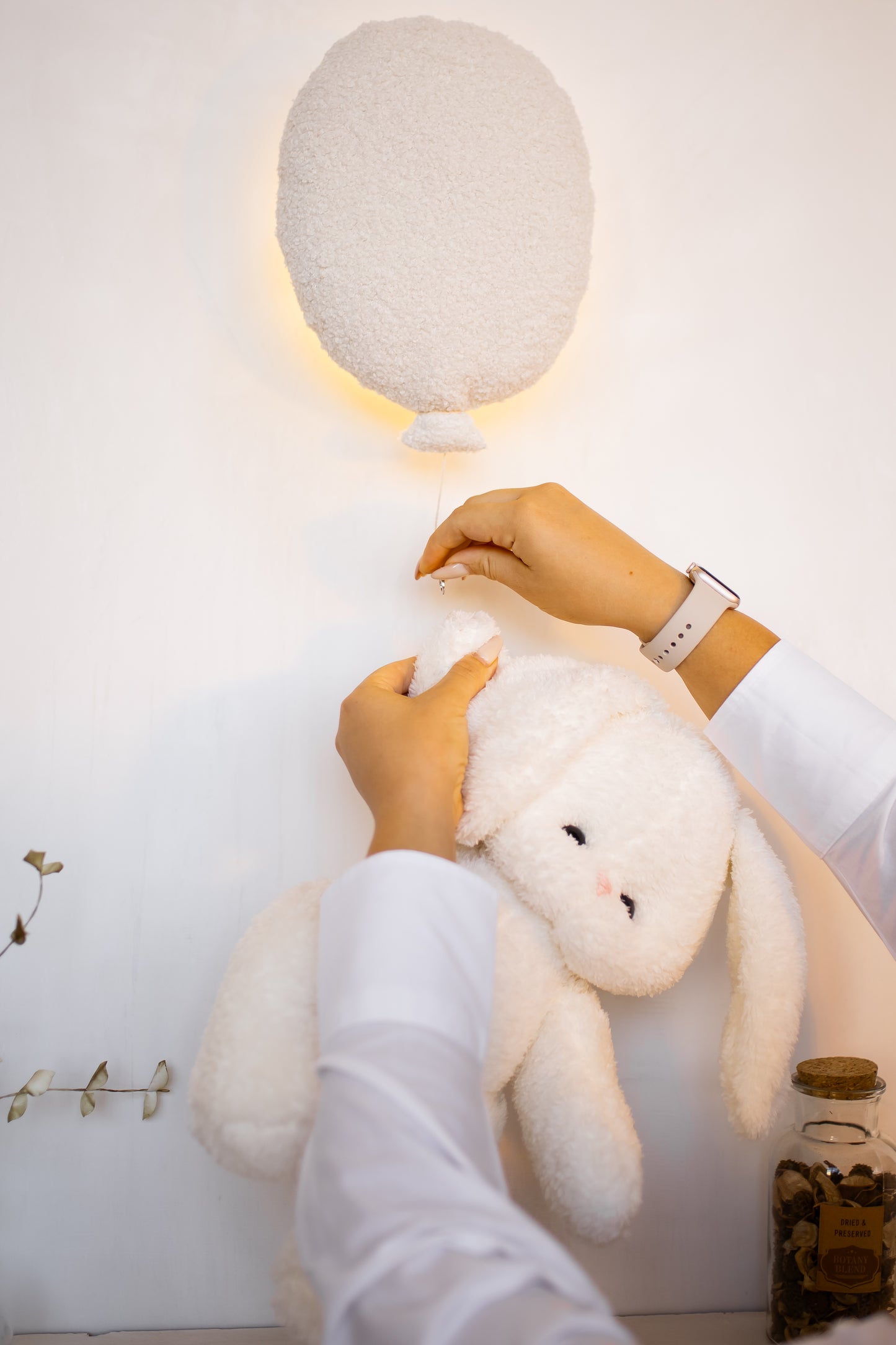 Balloon Night Light with white Bunny Toy